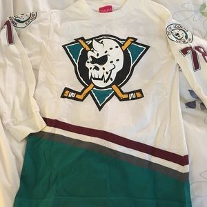 NWOT Mishka MNWKA Hockey Style Longsleeve